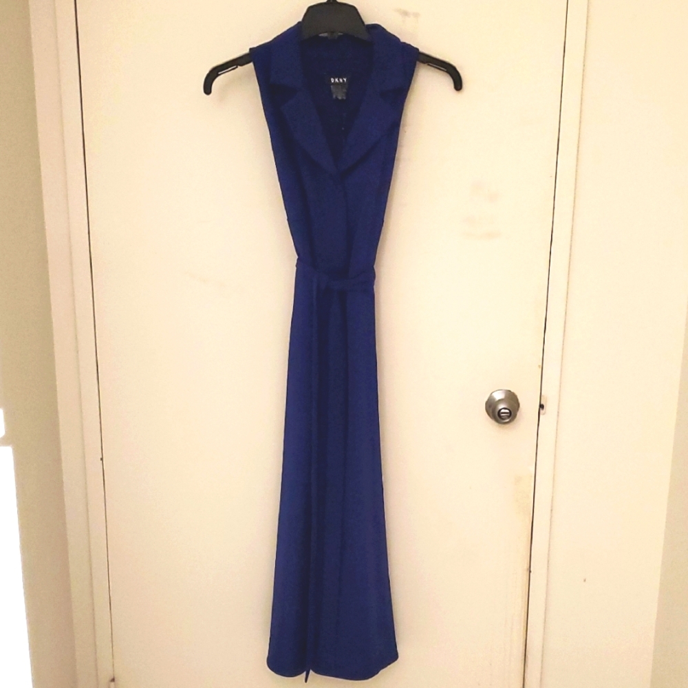 DKNY Elegant Blue Sleeveless Dress